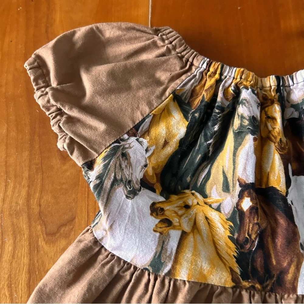 Girls horse themed dress peasant style tie back Size 4